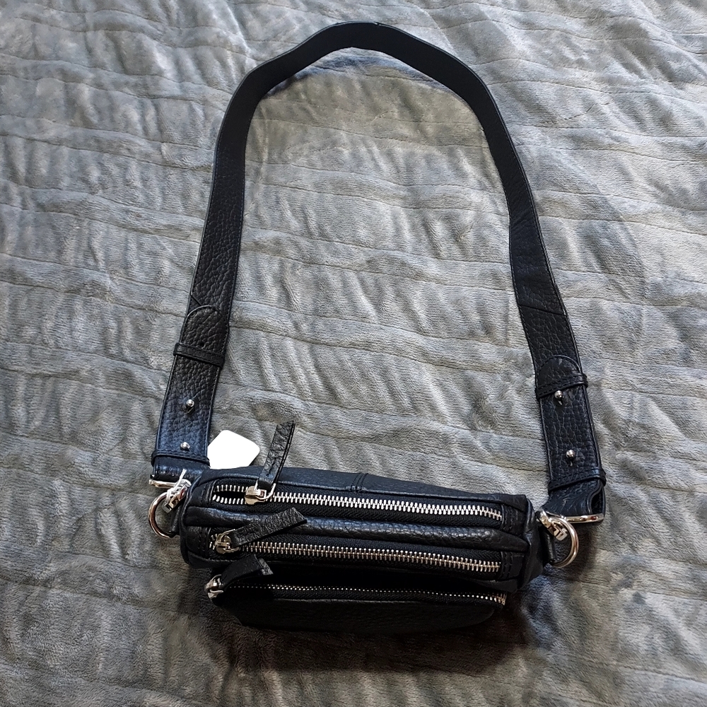 ASOS Black Leather Camera Crossbody Bag - Picture 10 of 13